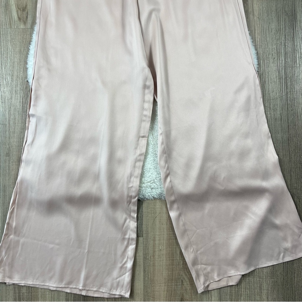 Lunya Washable Silk Tee Pant pajama Set - Picture 8 of 12